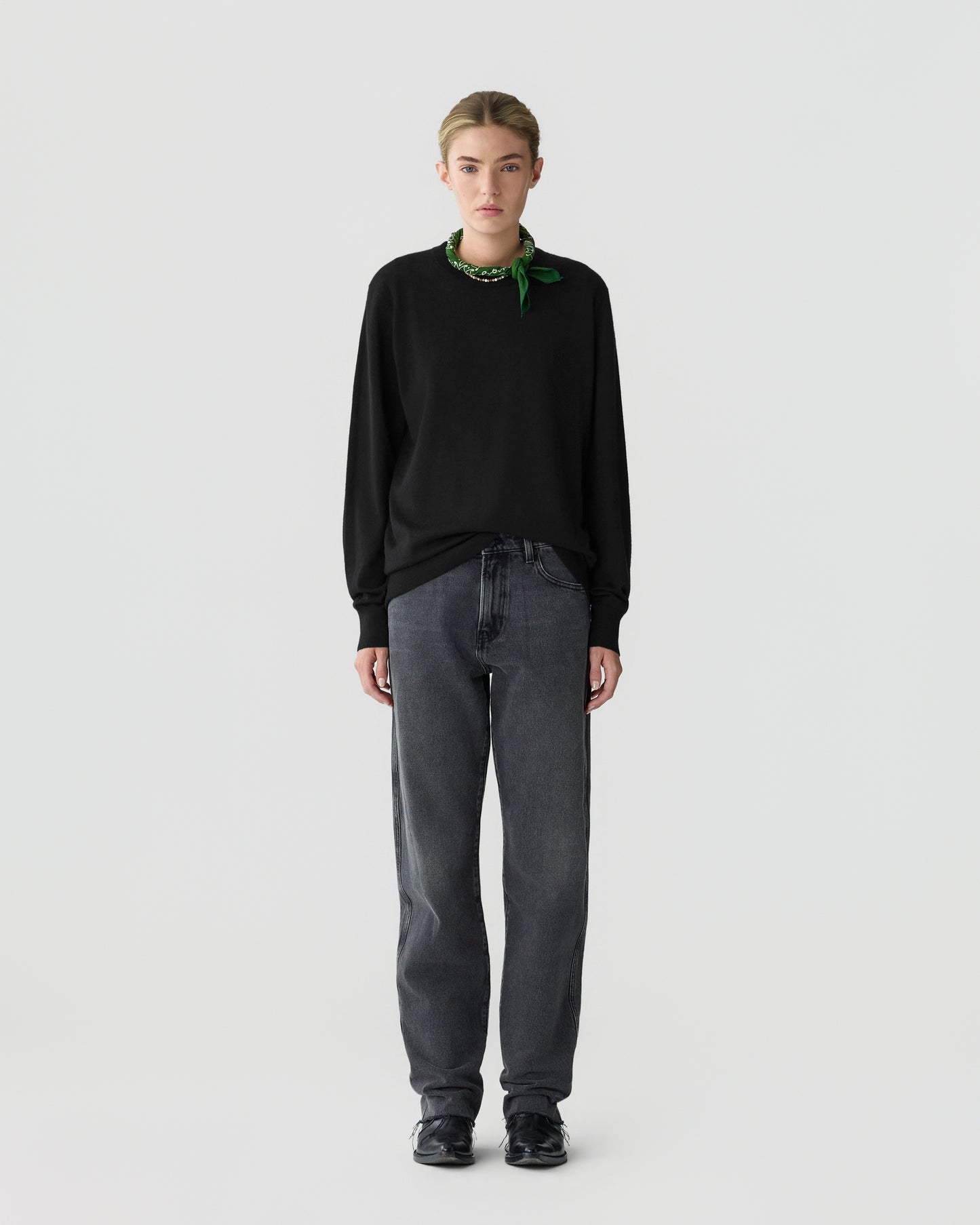 Airy True Crew  - Black