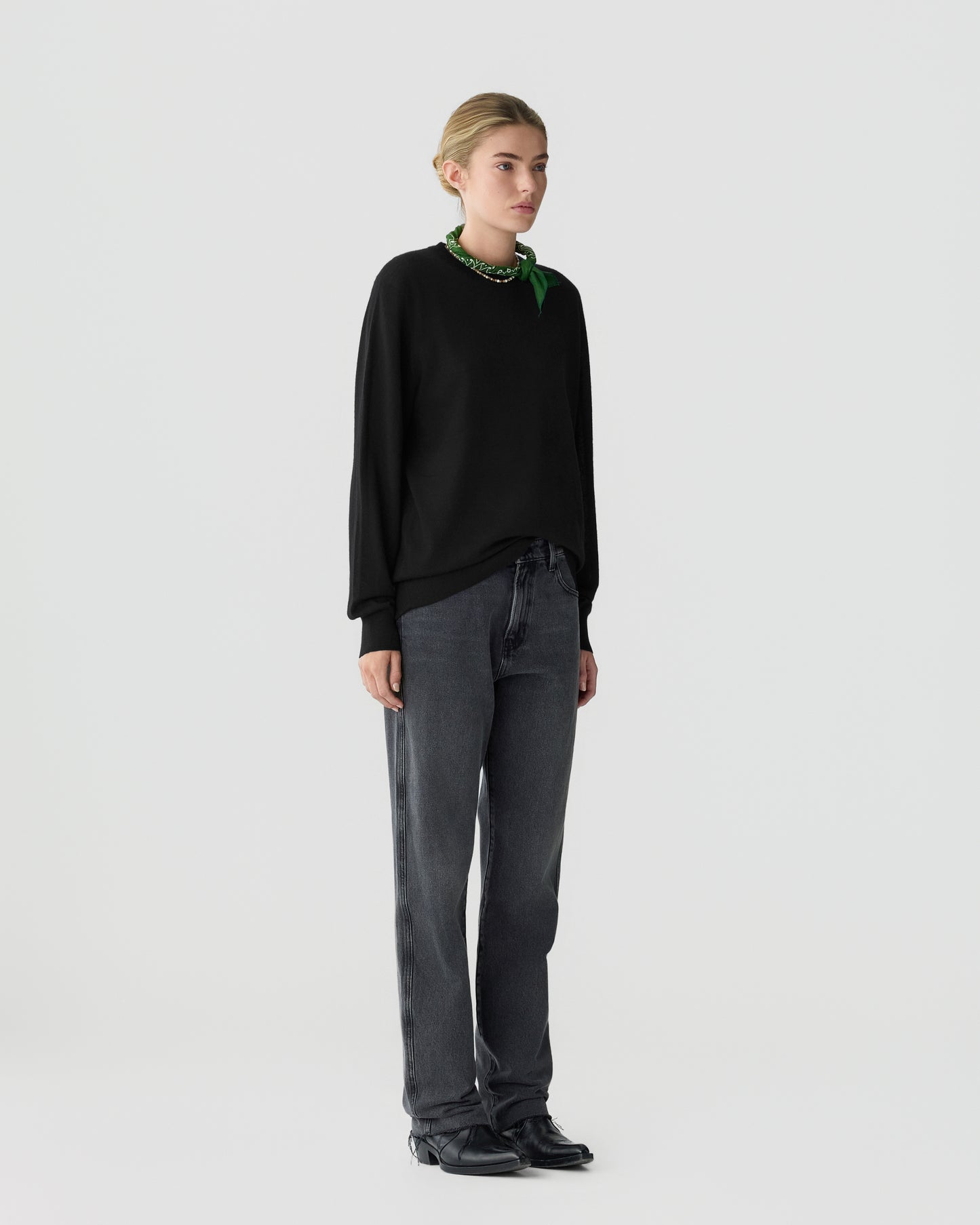 Airy True Crew  - Black