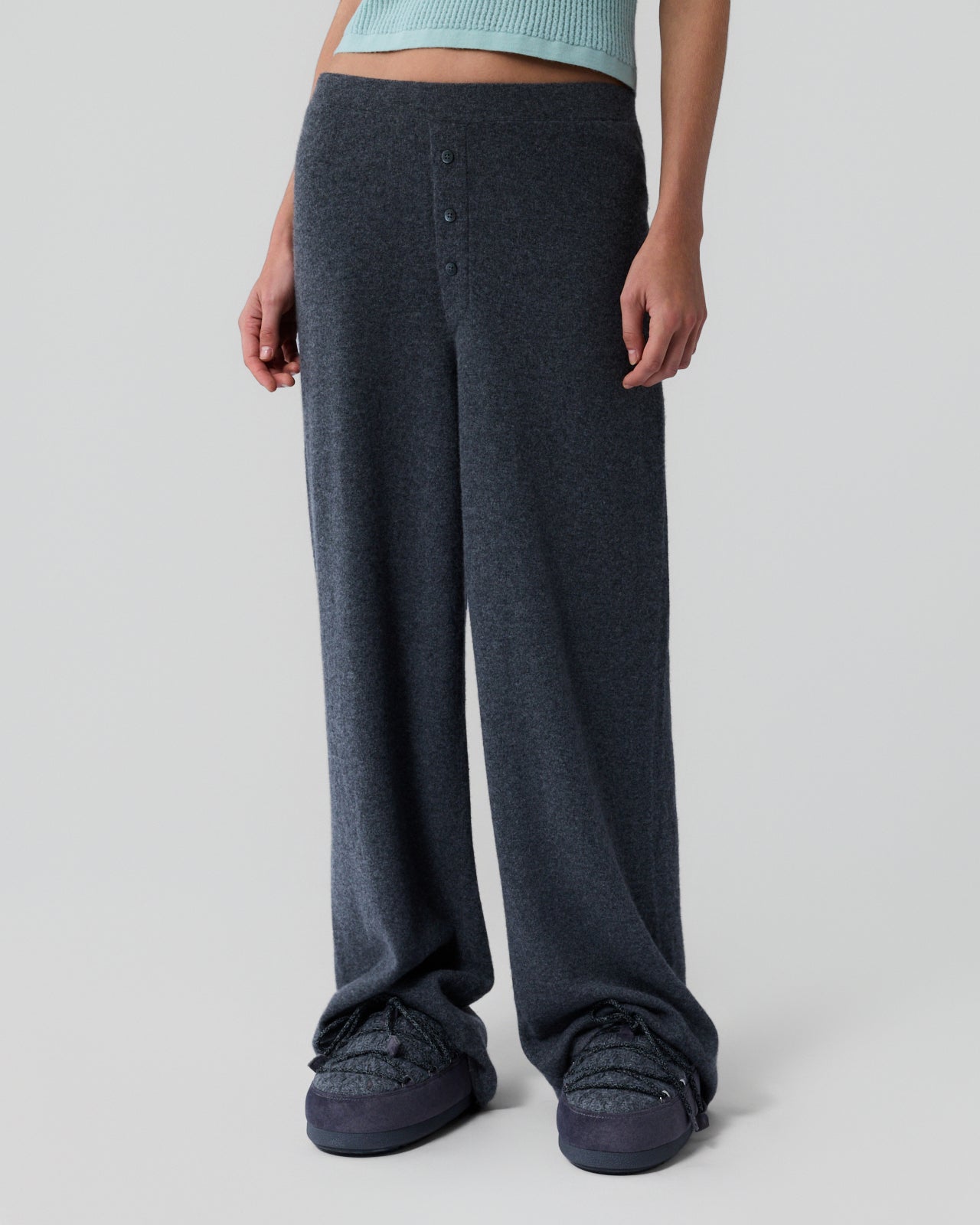 Everywear Pant - Charcoal