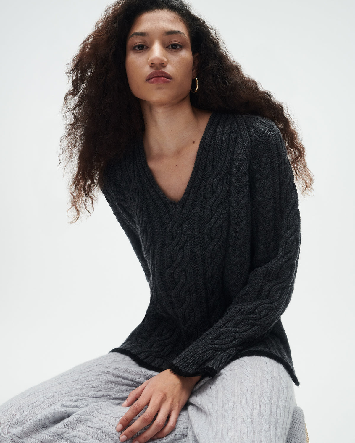 Mia V In Cashmere Blend - Charcoal