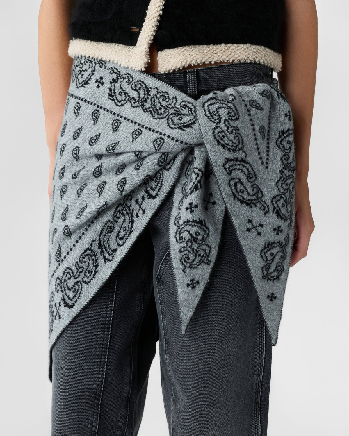The Wild Rag - Black/Heather Grey