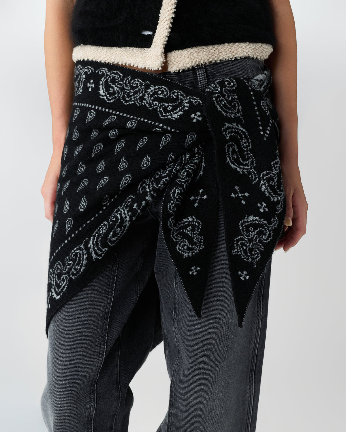 The Wild Rag - Black/Heather Grey