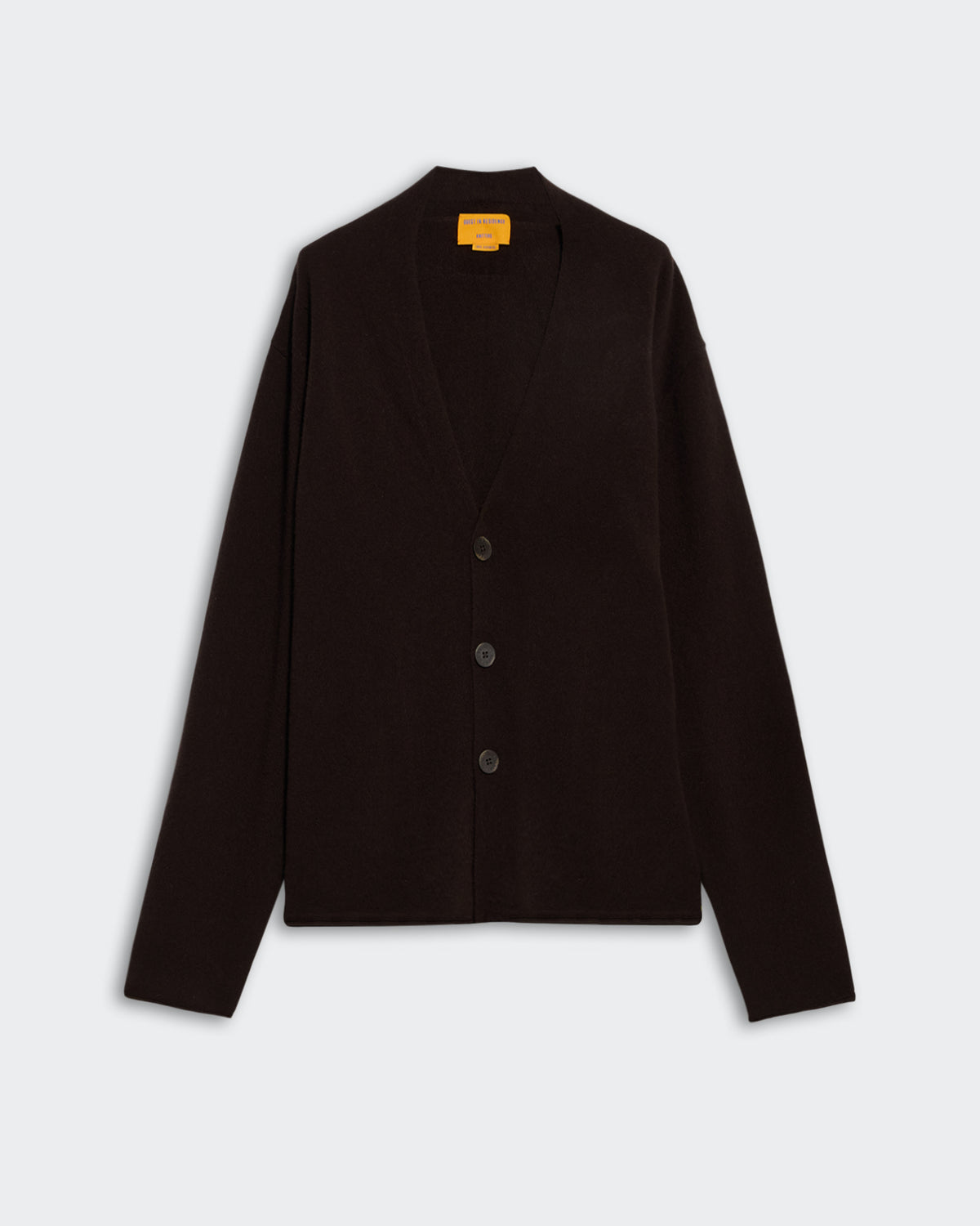 Everywear Cardigan Burnt Cocoa men's medium-weight cashmere cardigan with three buttons and shawl collar