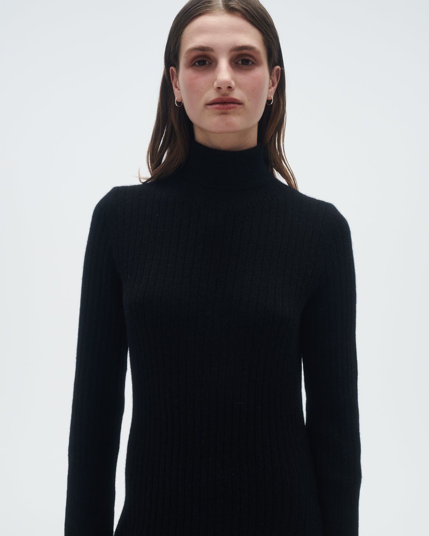 Wide Rib Turtleneck Dress In Cashmere - Black