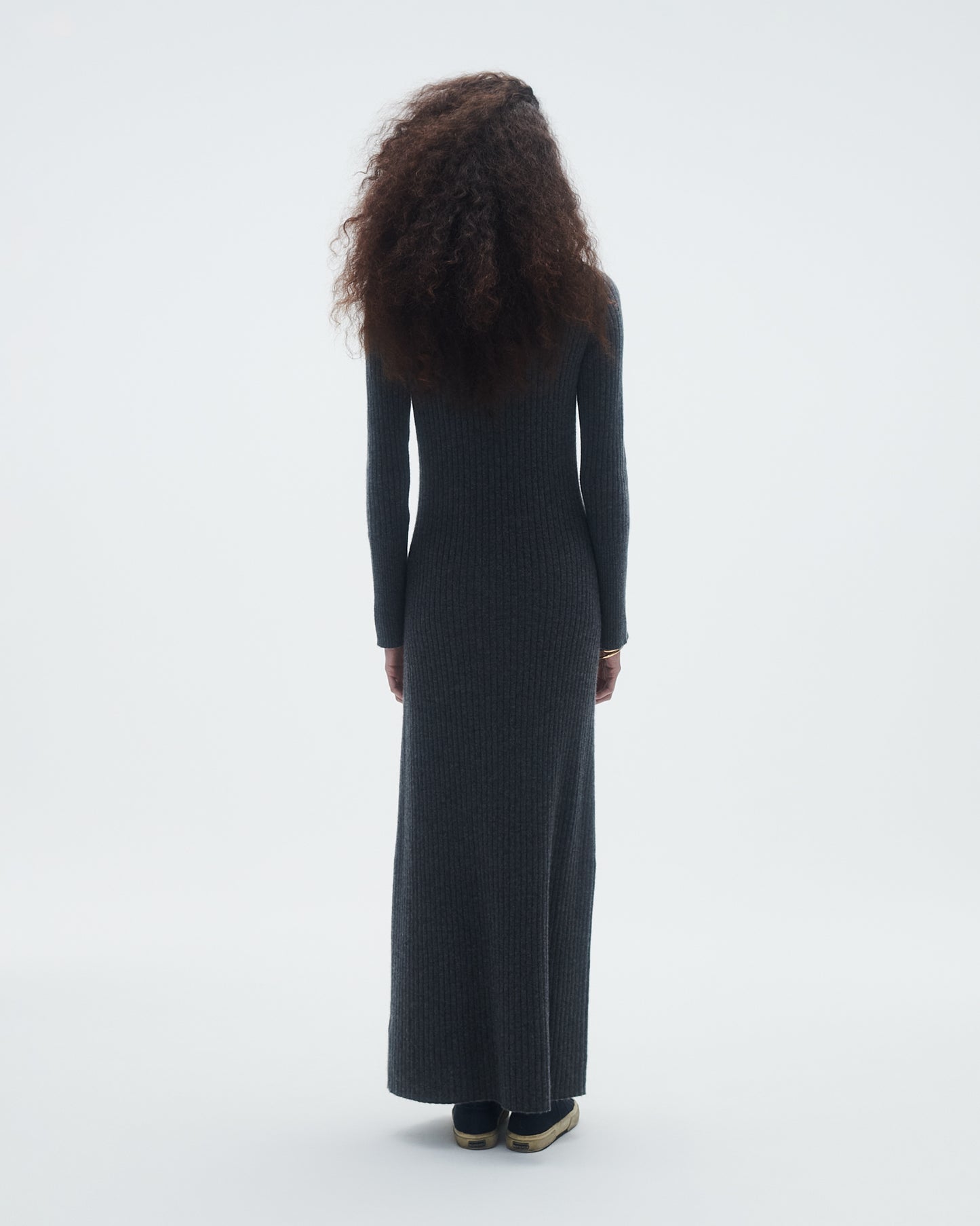 Wide Rib Turtleneck Dress In Cashmere - Charcoal