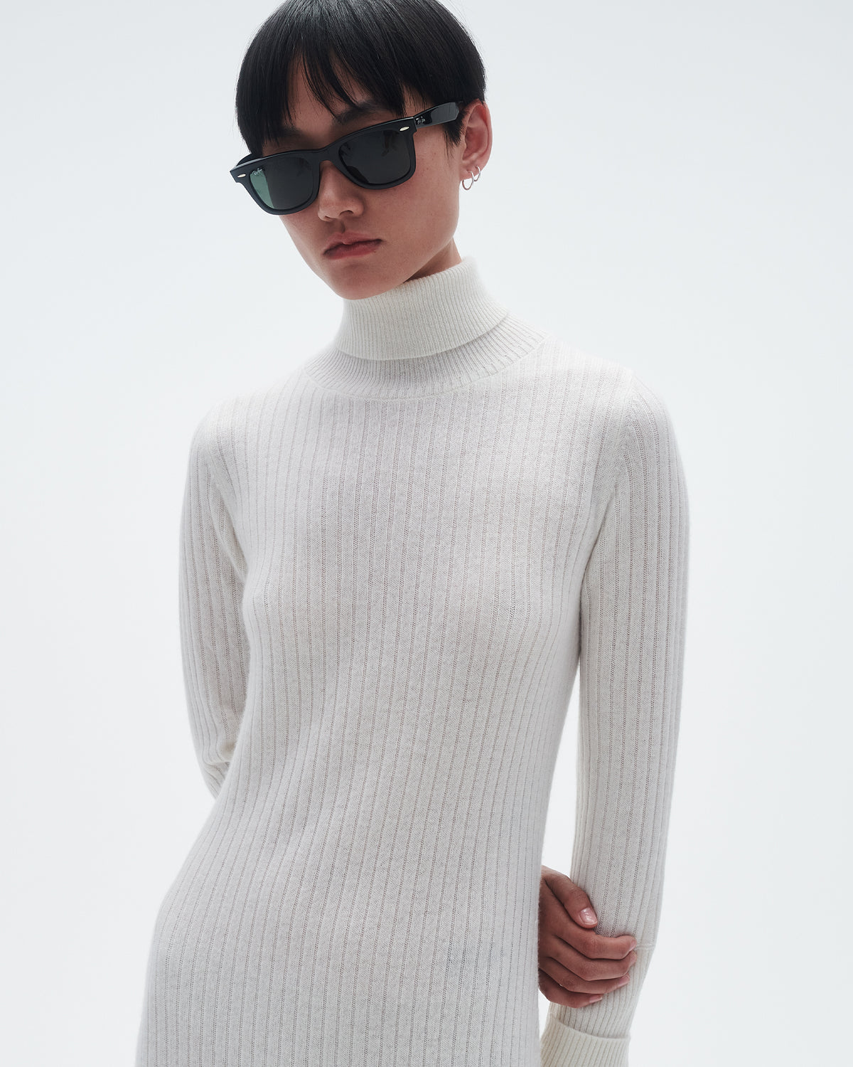 Wide Rib Turtleneck Dress In Cashmere - Cream